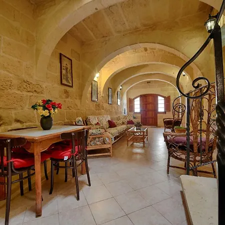 Ferienhaus Razzett Tat-twil Farmhouse Għarb