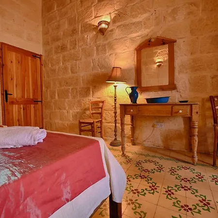Razzett Tat-twil Farmhouse Casa vacanze